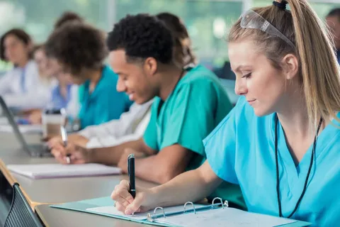 دراسة الطب البشري في تركيا