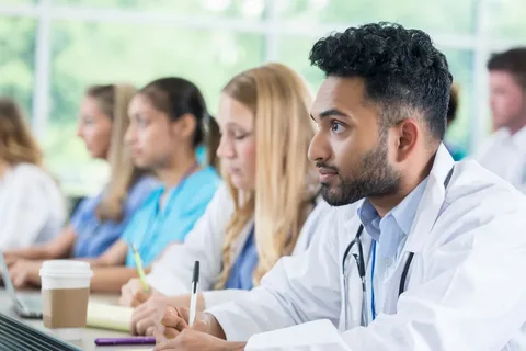 دراسة الطب في تركيا للمصريين